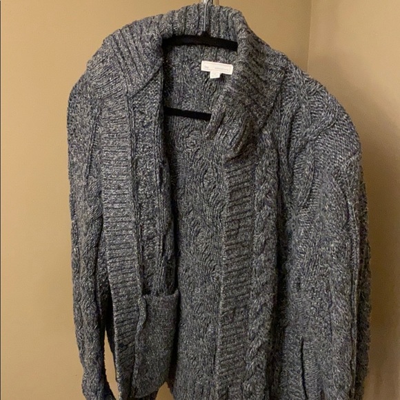 Designed and Crafted by GAP - Picture 3 of 4